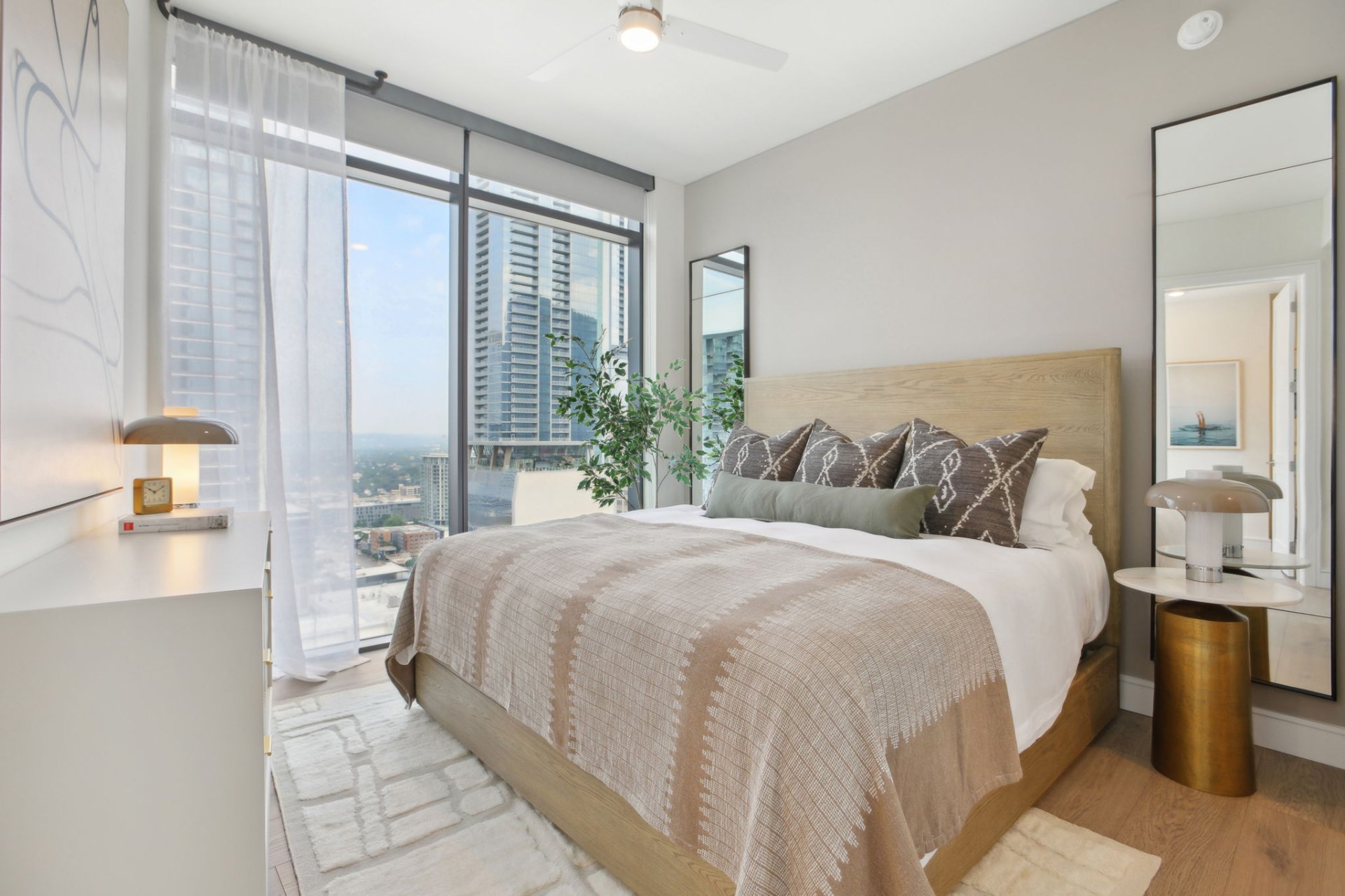 79-web-or-mls-colorado-st-model-2312-b1-016